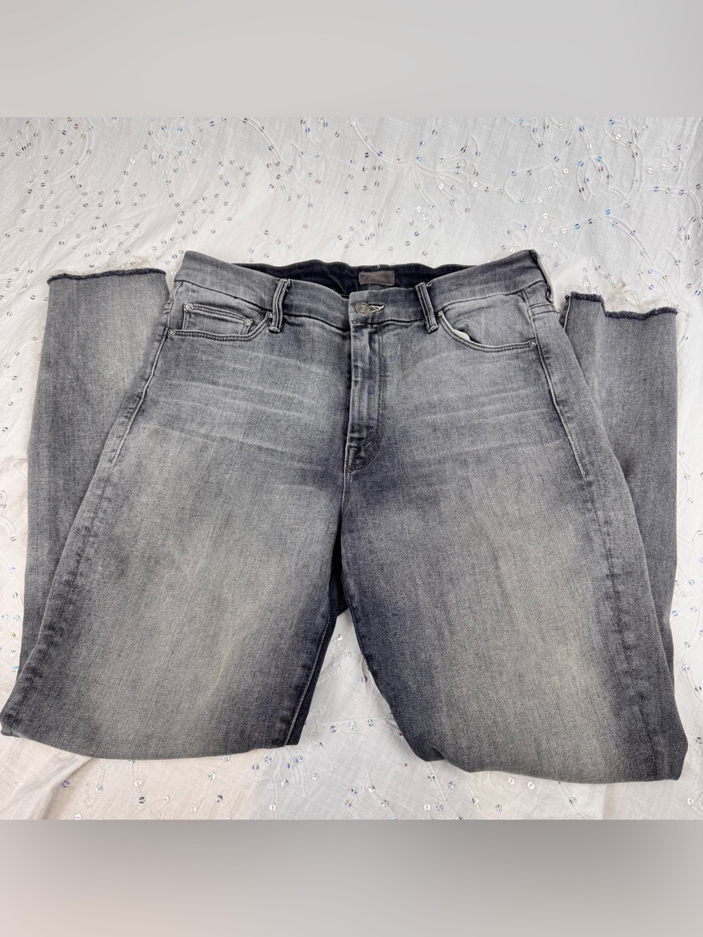 MOTHER High Waister “Looker Ankle Fray” in Huntress Washed Gray-Black Size 31 - Picture 7 of 9